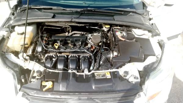 2012 Ford Focus SE - cars & trucks - by owner - vehicle automotive... for sale in Port Saint Lucie, FL – photo 12