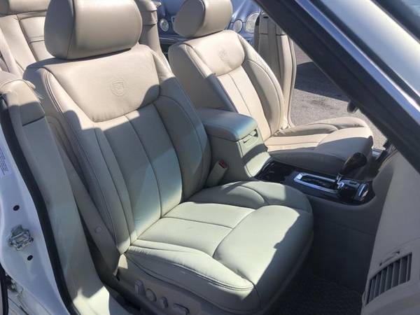 2007 Cadillac DTS Performance - cars & trucks - by dealer - vehicle... for sale in North Aurora, IL – photo 4