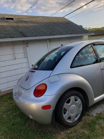 2001 Volkswagen Beetle for sale in Halethorpe, MD – photo 2