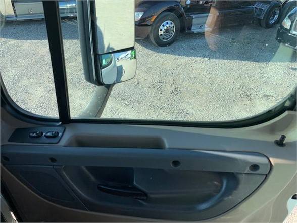 2013 FREIGHTLINER CASCADIA 125 ** FINANCING AVAILABLE ** for sale in Houston, TX – photo 23