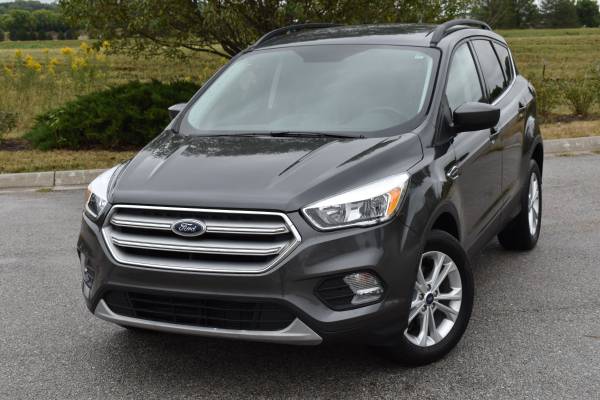 2018 Ford Escape SE 1.5 TURBO ***35K MILES ONLY*** - cars & trucks -... for sale in Omaha, IA – photo 3