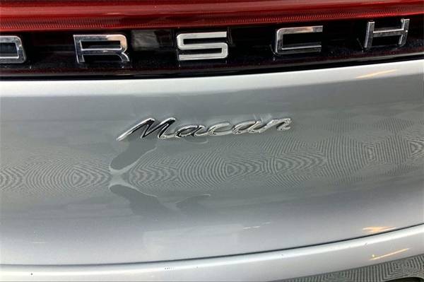 2019 Porsche Macan Base - - by dealer - vehicle for sale in Honolulu, HI – photo 7