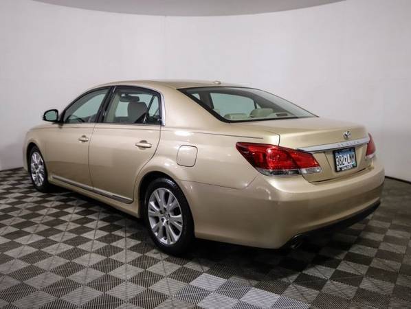 2012 Toyota Avalon for sale in Bloomington, MN – photo 6