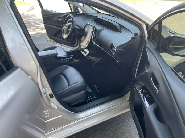 2017 toyota prius prime 77k miles for sale in Valencia, CA – photo 7