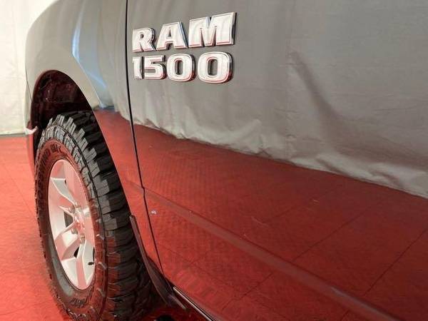 2018 Ram 1500 SLT 4x4 SLT 4dr Quad Cab 6.3 ft. SB Pickup $1500 -... for sale in Waldorf, PA – photo 20