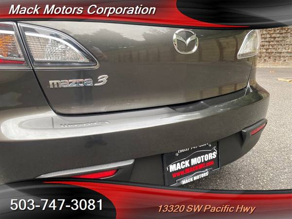 2010 Mazda Mazda3 i Sport 2-Owners Only 101k Miles 33MPG **CIVIC** -... for sale in Tigard, OR – photo 22