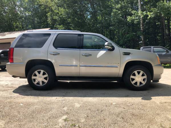 2009 Cadillac Escalade, Only 104K Miles, Navigation, Roof, Very for sale in New Gloucester, ME – photo 6