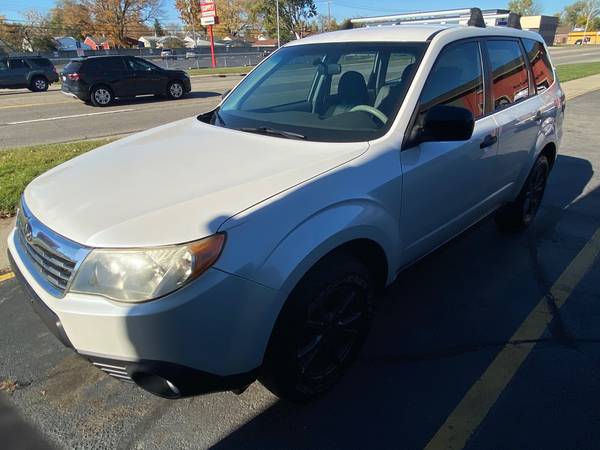 2009 SUBARU FORESTER AWD FULLY LOADED!!! - cars & trucks - by owner... for sale in Madison Heights, MI – photo 2