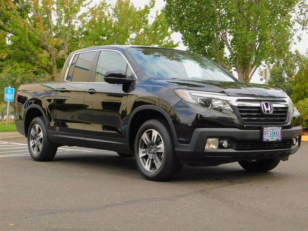 2018 Honda Ridgeline RTL 4X4 / Leather Camera / 1-Owner / 24,000... for sale in Portland, OR – photo 2