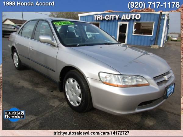1998 HONDA ACCORD LX 4DR SEDAN Family owned since 1971 - cars & for sale in MENASHA, WI – photo 7