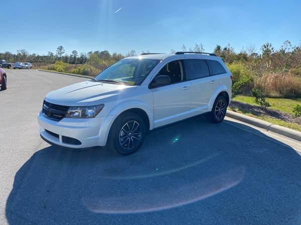 2018 Dodge Journey SE suv White - cars & trucks - by dealer -... for sale in Goldsboro, NC – photo 4