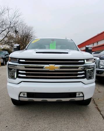 2020 Chevy Silverado 2500HD High Country 4x4 Crew w/ 19k Miles -... for sale in Green Bay, WI – photo 10