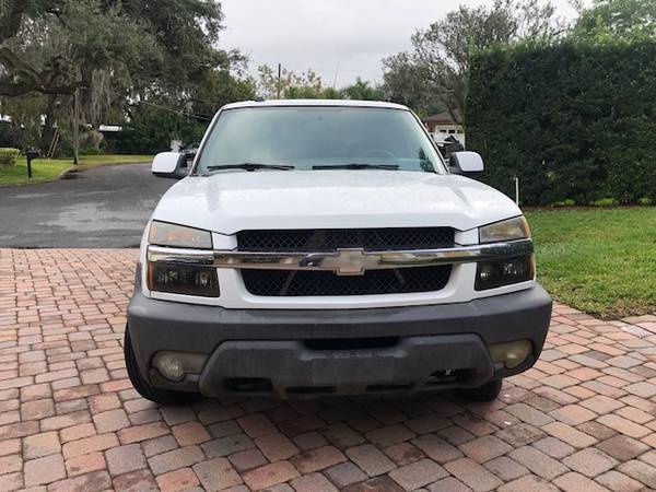 2004 Chevy Avalanche 2500 V8 4x4 Super Powerfull 8 1 Engine - cars & for sale in Casselberry, FL – photo 3