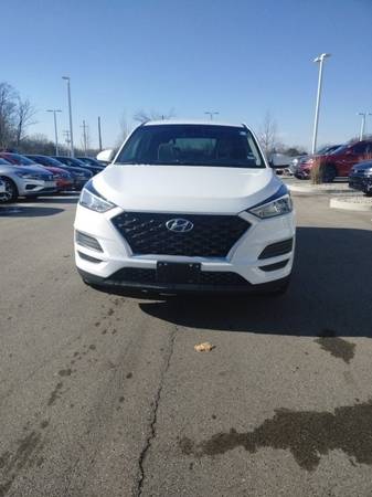 2019 Hyundai Tucson SE - cars & trucks - by dealer - vehicle... for sale in Dayton, OH – photo 2