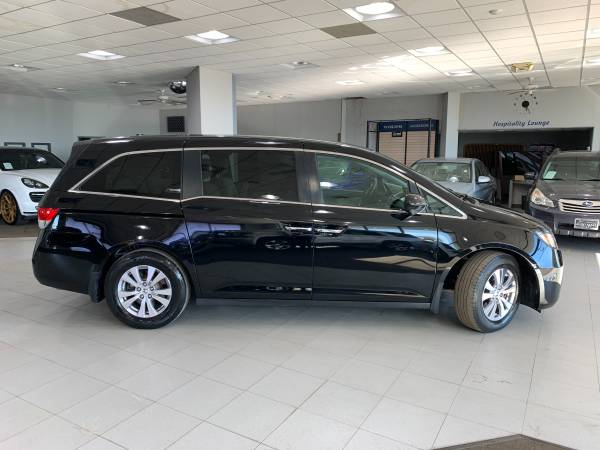 2016 Honda Odyssey SE - - by dealer - vehicle for sale in Springfield, IL – photo 8