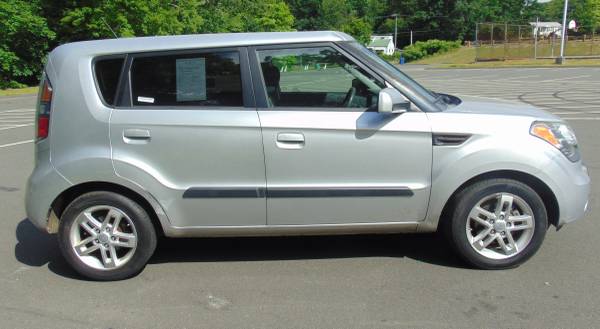 2010 Kia Soul - - by dealer - vehicle automotive sale for sale in Waterbury, CT – photo 4