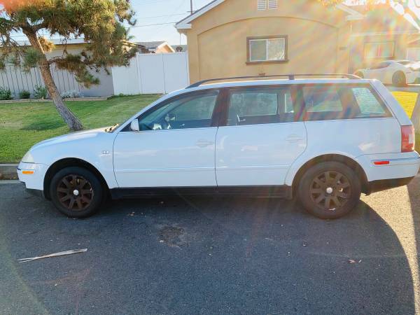 2003 VW PASSAT WAGON RUNS GREAT LOW MILES - cars & trucks - by owner... for sale in La Mirada, CA – photo 2
