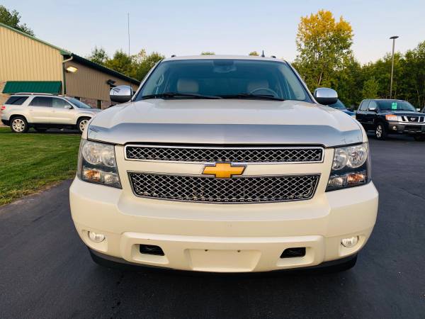 2010 Chevrolet Avalanche! LTZ! 4WD! Htd Lthr! Bckup Cam! 99k Miles! for sale in Suamico, WI – photo 4