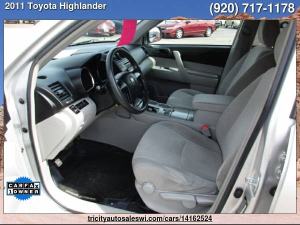2011 TOYOTA HIGHLANDER BASE AWD 4DR SUV Family owned since 1971 for sale in MENASHA, WI – photo 11
