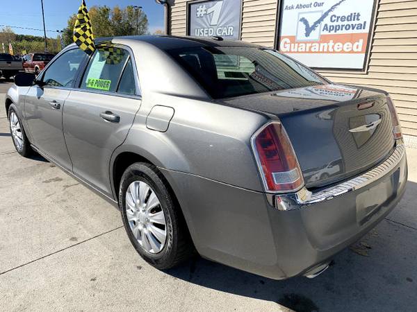 2012 Chrysler 300 4dr Sdn V6 Touring RWD - - by dealer for sale in Chesaning, MI – photo 6