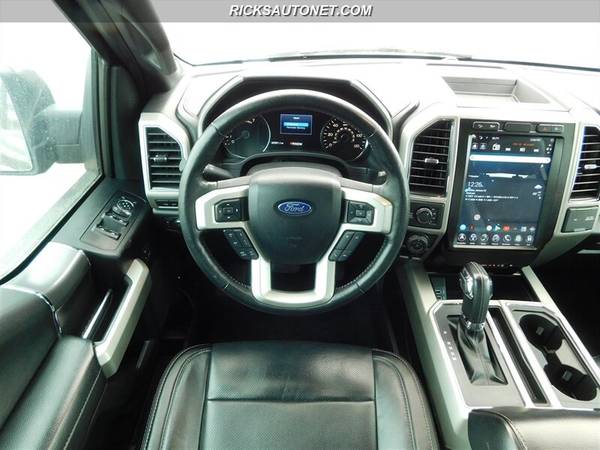 2017 Ford F150 SuperCrew Lariat 4x4 - - by dealer for sale in Cedar Rapids, IA – photo 10