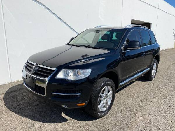 2010 Volkswagen Touareg VR6 FSI AWD 4dr SUV - - by for sale in Santa Ana, CA – photo 6