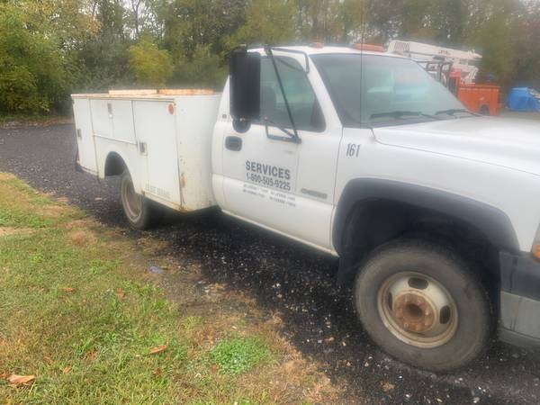 Chevy 3500 Utility for sale in Franklinville, NJ – photo 2