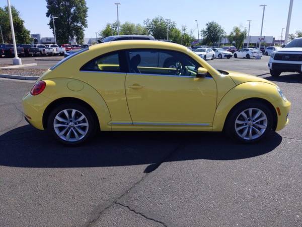 2014 Volkswagen Beetle 2 0L TDI SKU: EM647952 Hatchback - cars & for sale in Tempe, AZ – photo 5