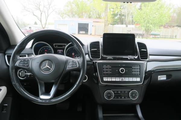 2016 Mercedes-Benz GLE 300D AWD Diesel, Southern Vehicle, 29 MPG for sale in Andover, MN – photo 13
