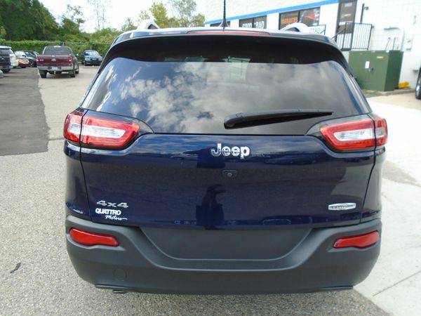 2016 Jeep Cherokee Latitude - $100 Referral Program! for sale in redford, MI – photo 3
