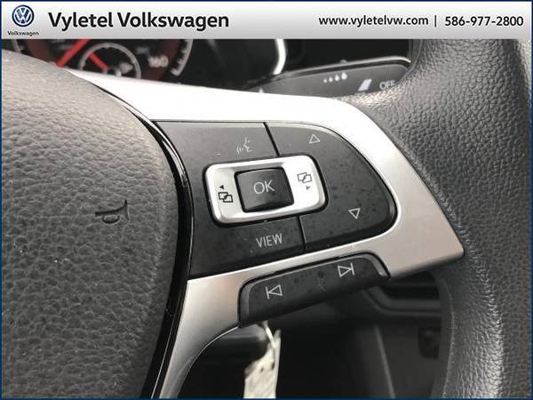 2019 Volkswagen Jetta sedan S Auto w/SULEV - Volkswagen Black - cars for sale in Sterling Heights, MI – photo 19
