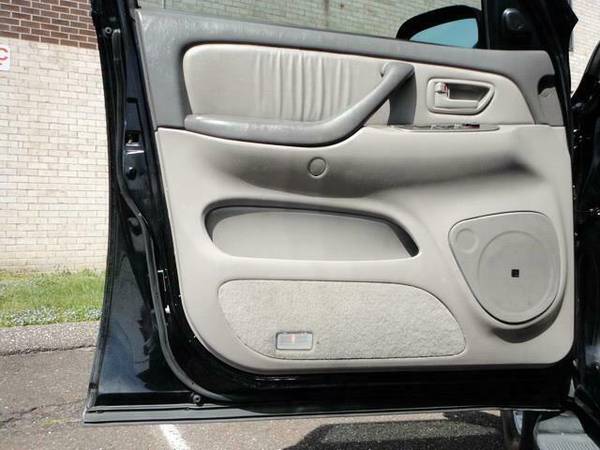 2001 Toyota Sequoia 4WD 4X4 Limited 3RD ROW SEAT SUNROOF JBL 157K for sale in Philadelphia, PA – photo 13