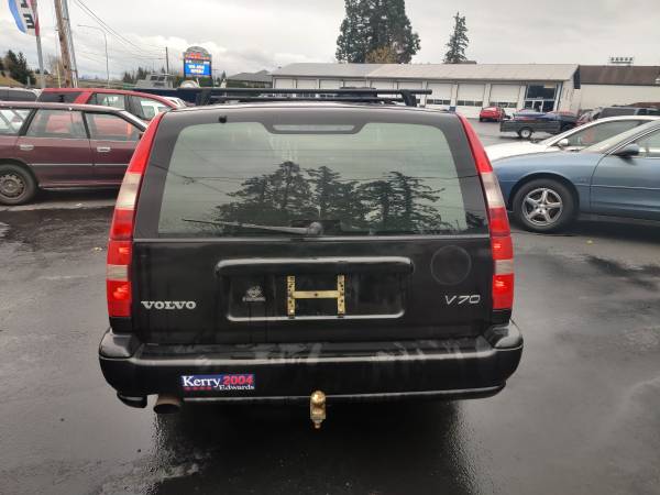 1998 Volvo V70 Wagon! Yakima racks, auto! runs good 170k miles -... for sale in Bellingham, WA – photo 8
