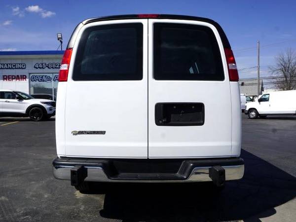 2019 Chevy Chevrolet Express 2500 Cargo van White for sale in Roseville, MI – photo 5