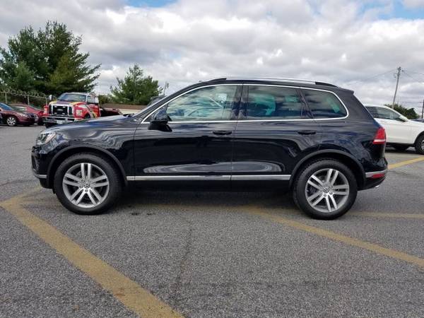 2016 Volkswagen Touareg Lux AWD All Wheel Drive SKU:GD010022 for sale in Cockeysville, MD – photo 9