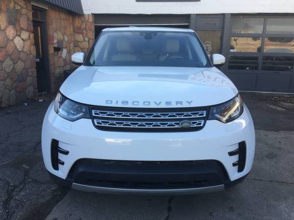2019 Land Rover discovery all wheel drive - cars & trucks - by owner... for sale in Hamtramck, MI – photo 2