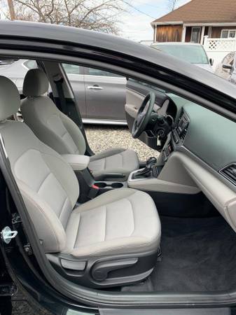 2017 Hyundai Elantra SE, 62, 750 Miles, Black/Grey, Clean Title for sale in Port Monmouth, NJ – photo 14
