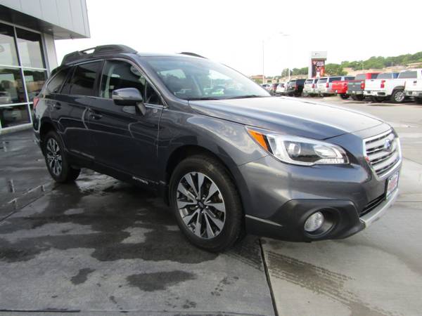 2017 *Subaru* *Outback* *2.5i Limited Wagon* - cars & trucks - by... for sale in Council Bluffs, NE – photo 9