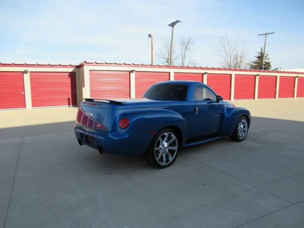 2006 Chevrolet SSR Base 2dr Regular Cab Convertible SB - cars &... for sale in Bloomington, IL – photo 6