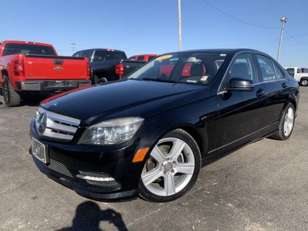 2011 MERCEDES-BENZ C-CLASS C300 4MATIC - cars & trucks - by dealer -... for sale in Chenoa, IL – photo 2