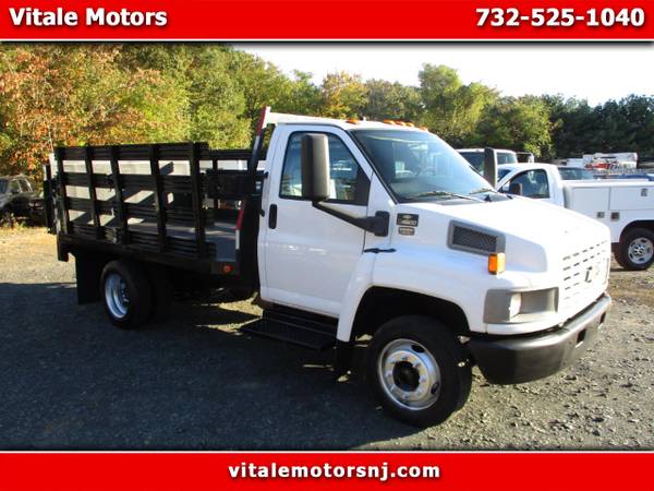 2005 Chevrolet C4C042 C4500 12 FOOT RACK BODY STAKE BODY for sale in south amboy, NJ