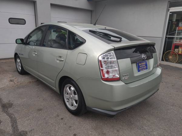 2007 toyota prius - cars & trucks - by dealer - vehicle automotive... for sale in Cedar Falls, IA – photo 4