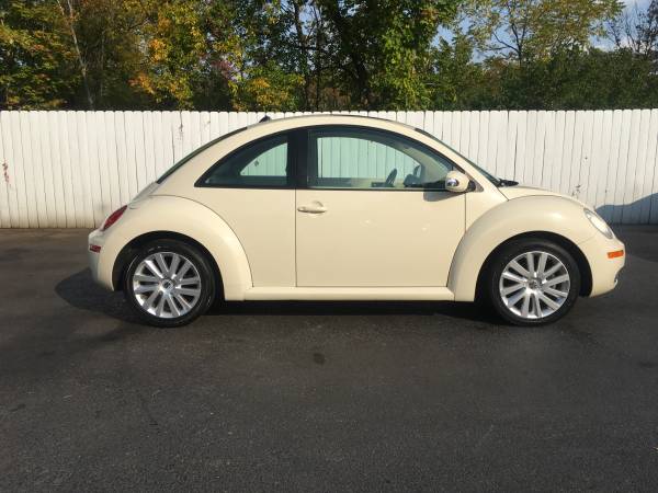 2008 Volkswagon Beetle SE Automatic 2.5 Liter 92,000 Miles - cars &... for sale in Watertown, NY – photo 15