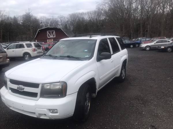 A NICE CHEV.TRAIL BLAZER 2008 WITH 197K--NO LEAKS- NO ENGI. LIGHTS-... for sale in New London, CT – photo 7