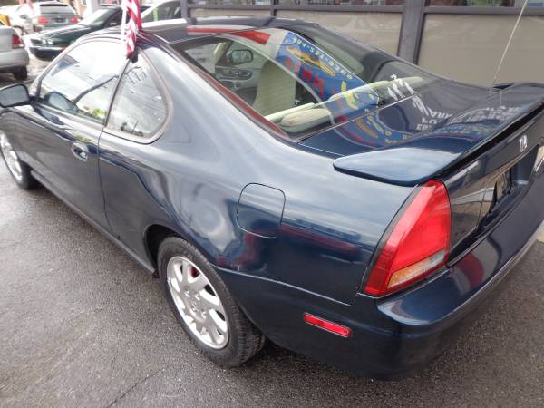 1996 HONDA PRELUDE SI, COLLECTOR'S COUPE, CLEAN IN/OUT, CUSTOM GREEN... for sale in Allentown, PA – photo 3