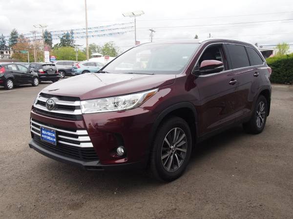 2019 Toyota Highlander XLE - - by dealer - vehicle for sale in Beaverton, OR – photo 9