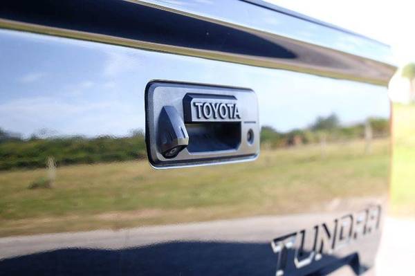2014 Toyota TUNDRA PLATINUM 4X4 LEATHER NAVI SUNROOF CREWMAX LOADED... for sale in Sarasota, FL – photo 8