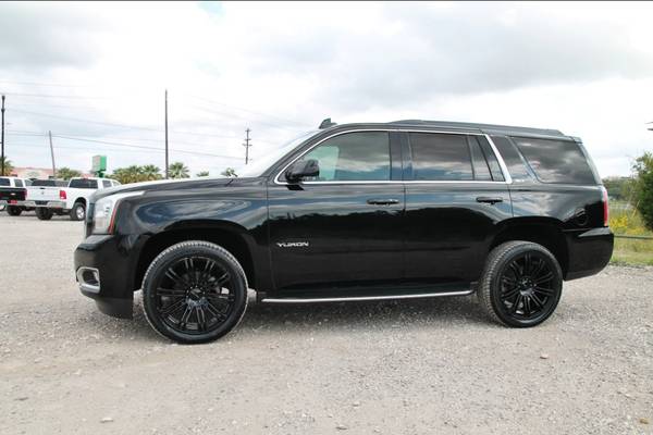 2017 GMC YUKON SLT 4X4 - LOADED - 22s - BLK ON BLK - NAV - LOW... for sale in Liberty Hill, NM – photo 4