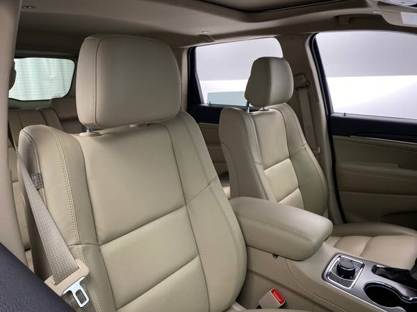 2020 Jeep Grand Cherokee Limited Sport Utility 4D suv Red - FINANCE... for sale in Columbus, OH – photo 18