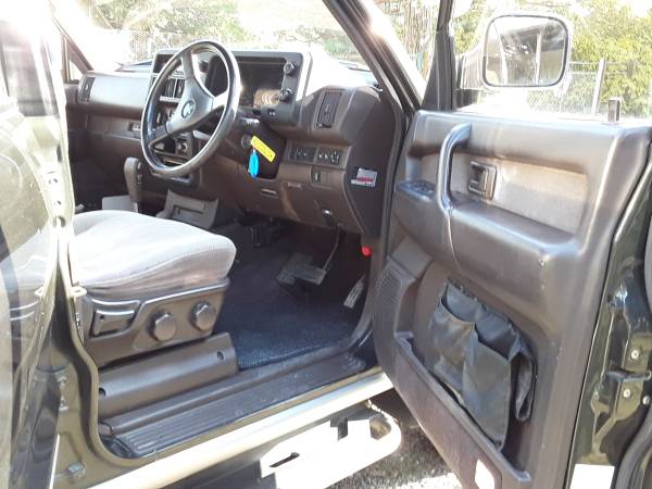 1992 Isuzu Bighorn Rt Hand Drive 4x4 for sale in Gold Hill, OR – photo 12